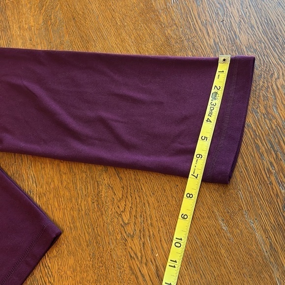 Fabletics Isabel Wide Sleeve Pullover Plum Sweatshirt size M - Picture 11 of 12